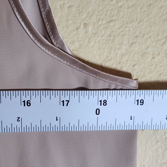 Liz Baker Tank Top Shirt Women Medium cream Sleeveless Lightweight Ladies Solid - Picture 4 of 6